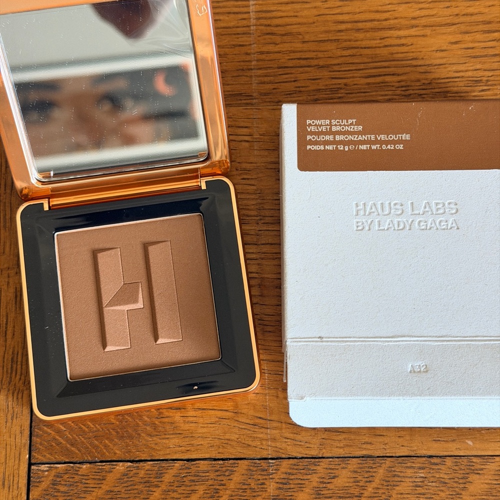 Haus Labs by Lady Gaga Power Sculpt Velvet Bronzer - Warm Brown